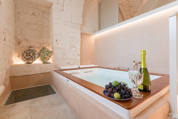 2 bedrooms - Trulli di Ro con Piscina e Jacuzzi (Martina Franca)