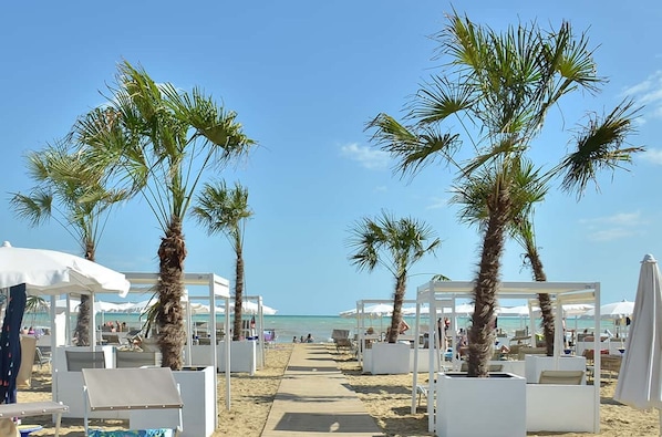 Appartement, 1 slaapkamer, terras | Strand | Accommodatie ligt op het strand