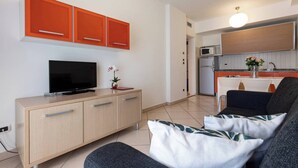 Unclassified image, 3 of 36, button - Cozy Hideaway in the Heart of Bibione (San Michele al Tagliamento)