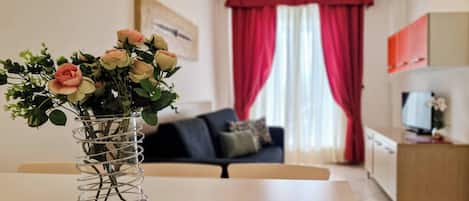 Apartment, 1 Bedroom, Terrace | Living room