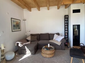 Smart TV, fireplace, computer monitors, printers - Private house in idyllic location with garden (Oberhausen)