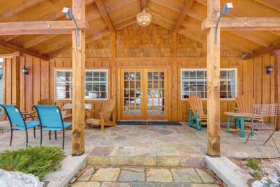 Views + Trail Access: Scenic Montana Ranch Retreat