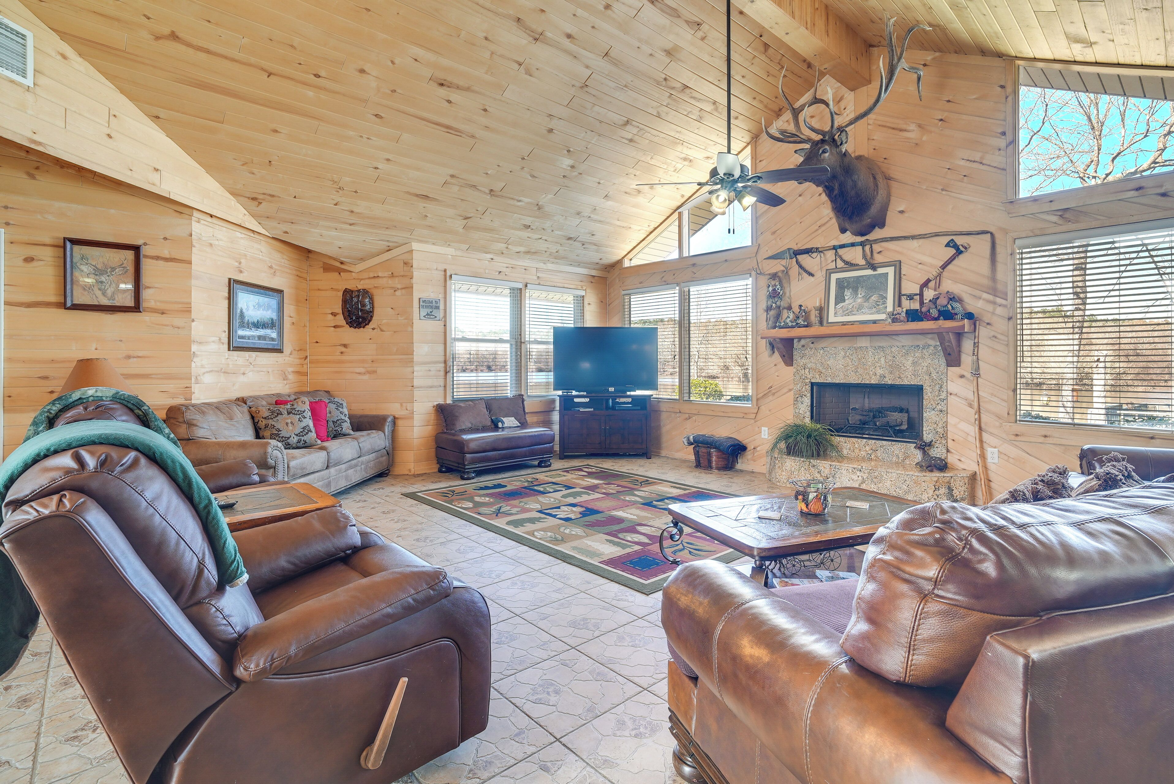 House (3 Bedrooms) | Interior