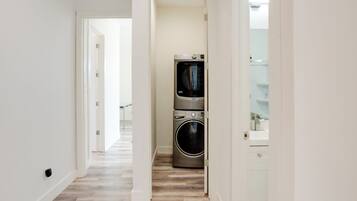 Apartment (5 Bedrooms) | Interior