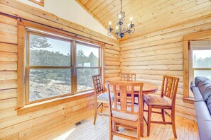 Casa (2 Bedrooms) | Interior