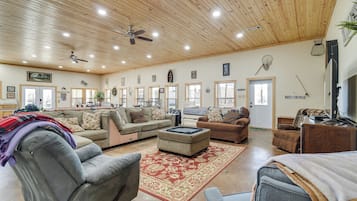 House (3 Bedrooms) | Front of property
