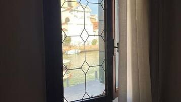 Classic Quadruple Room | Individually decorated, individually furnished, desk, laptop workspace