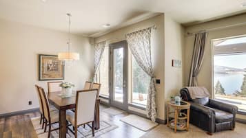 Rumah (3 Bedrooms) | Interior