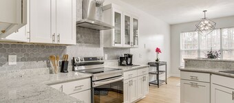 10 Mi to Augusta: Quiet Home w/ Patio & Yard!