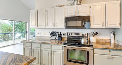 Balcony w/ Bay Views: Family Gem in Port Townsend