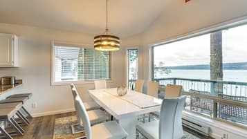 House (2 Bedrooms) | Front of property