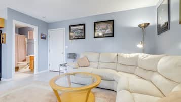 Apartment (1 Bedroom) | Interior