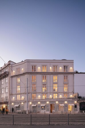 Front of property - LIOZ Lisboa (Lisbon)