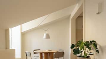 1 chambre, espace de travail pour ordinateur portable