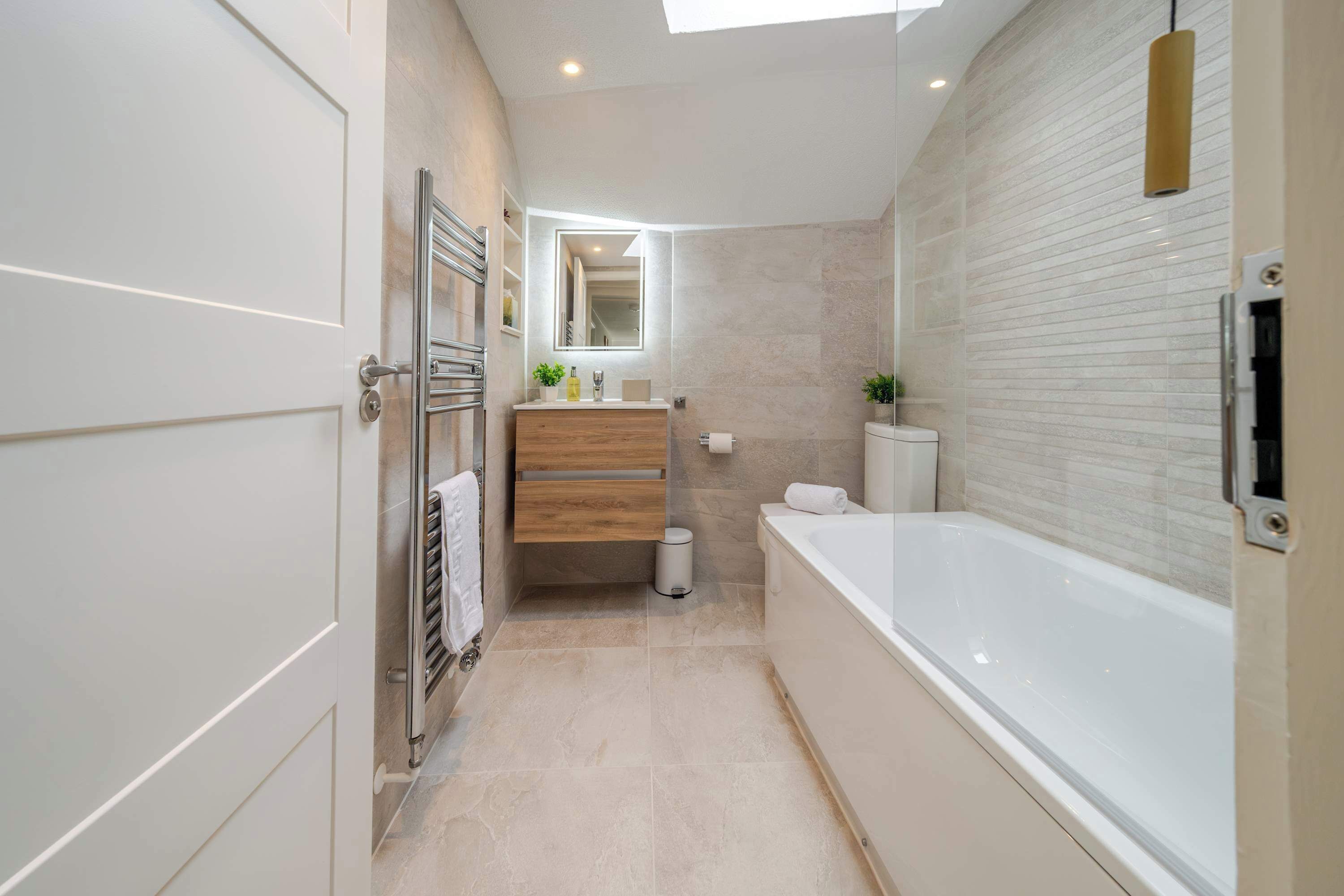 Shower, towels