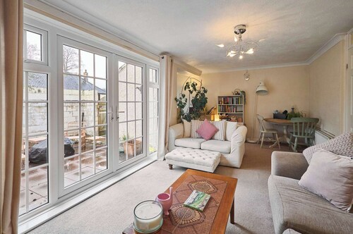Host & Stay | Trinity Way