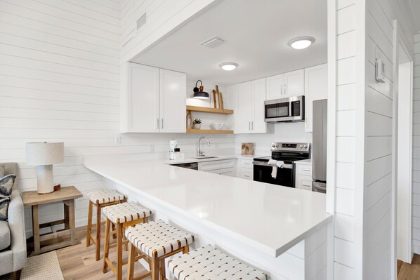 Microwave, oven, dishwasher, coffee/tea maker - *Pet-friendly* Renovated*West Side of the Duplex* (Gulf Shores)