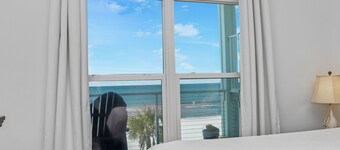 🏝️Just Beachy🏝️ 3BR Townhome | Beachfront | Heart of Mexico Beach |