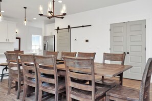 تناول الطعام