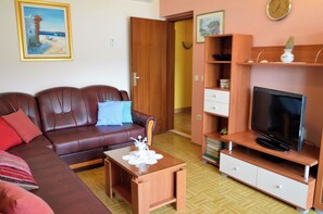 Apartment | Living area | TV - Spacious Seaside Retreat in Poljica (Marina)