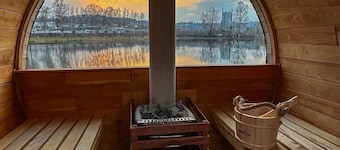 Barrel sauna Hohnstein Oasis with cooling pool, parking and washing machine