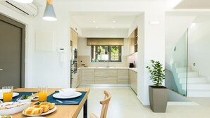 Dining - Villa Estel | Estel Residences (Chania)