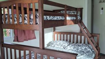 Cabane Familiale, vue montagne