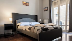 Rom – deluxe, 1 dobbeltseng, privat bad