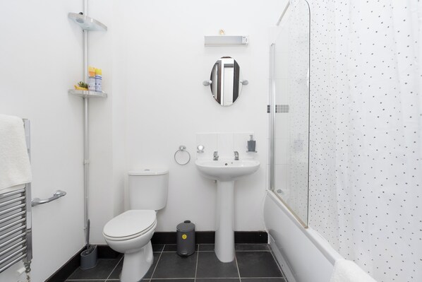 Apartment | Badezimmer