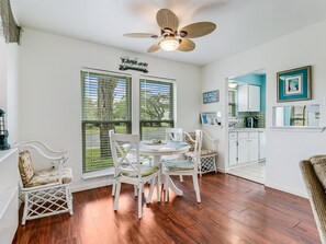 House, 2 Bedrooms | Dining