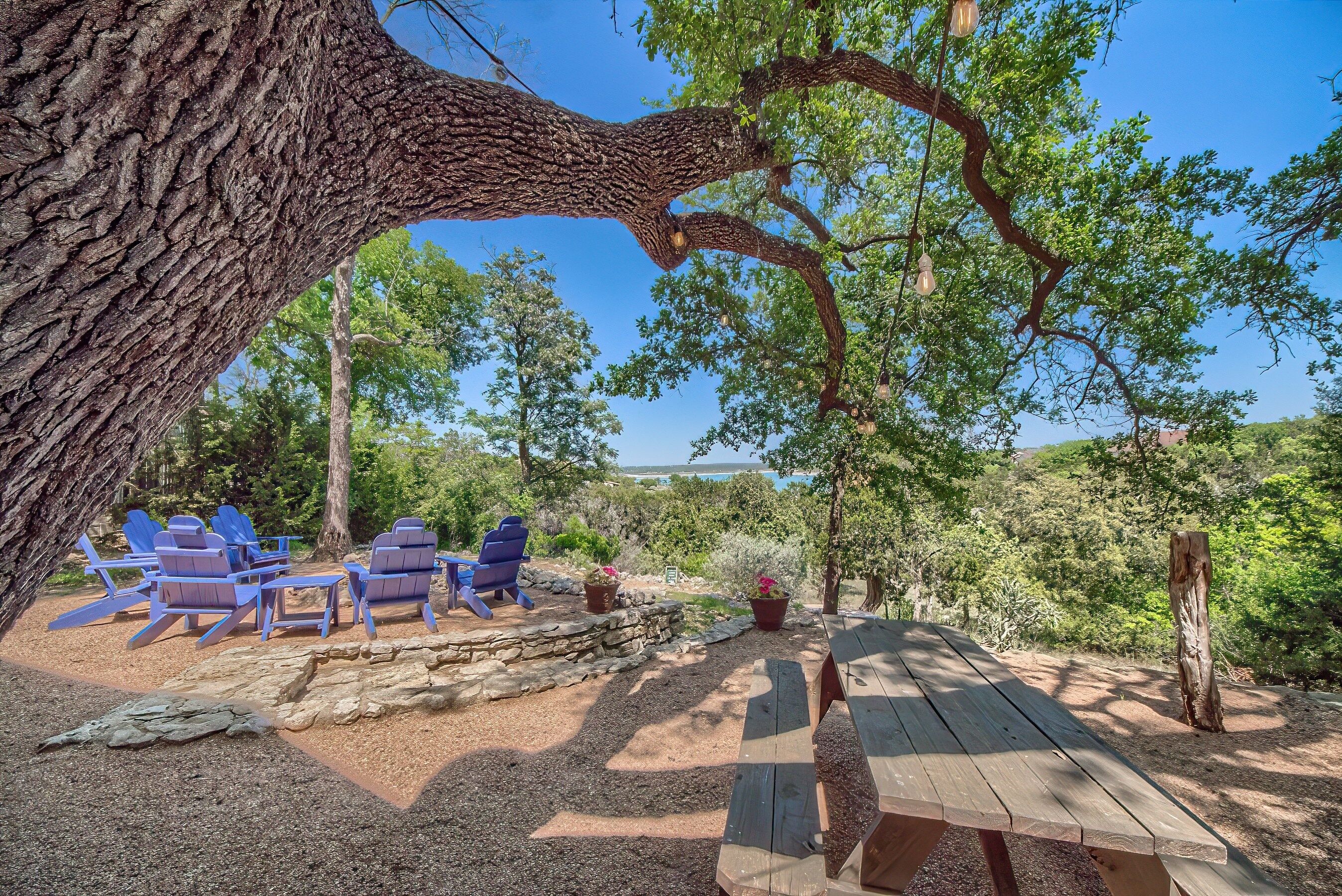 House, 4 Bedrooms | Terrace/patio