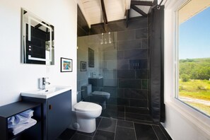 Dusche, Handtücher, Seife, Toilettenpapier