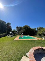 Casa, 1 quarto, para fumantes, sacada | Fachada