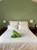 House, 1 Bedroom, Smoking, Balcony | 1 bedroom