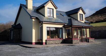 Tranquil Dingle Hideaway
