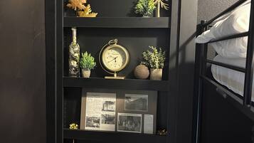 2 dormitorios, escritorio, wifi gratis y ropa de cama