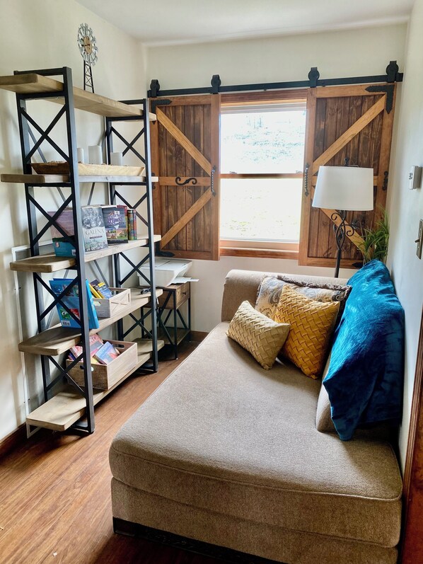 Smart-TV, peis, videospill og DVD-spiller