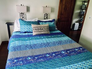 4 bedrooms, in-room safe, desk, free WiFi