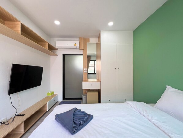 Basic Room | Free WiFi, bed sheets