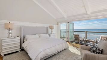 Maison, plusieurs lits, bain à remous, vue océan (Seacliff Beach Retreat)