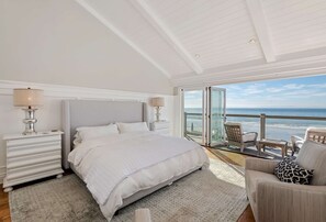 House, Multiple Beds, Hot Tub, Ocean View (Seacliff Beach Retreat)