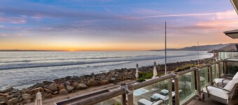 Seacliff Beach Retreat Amazing Beachfront for 6