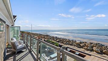 House, Multiple Beds, Hot Tub, Ocean View (Seacliff Beach Retreat) | Property grounds