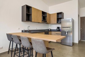 Interior - 8 min walk to Beach Pool & Golf (Paquera)