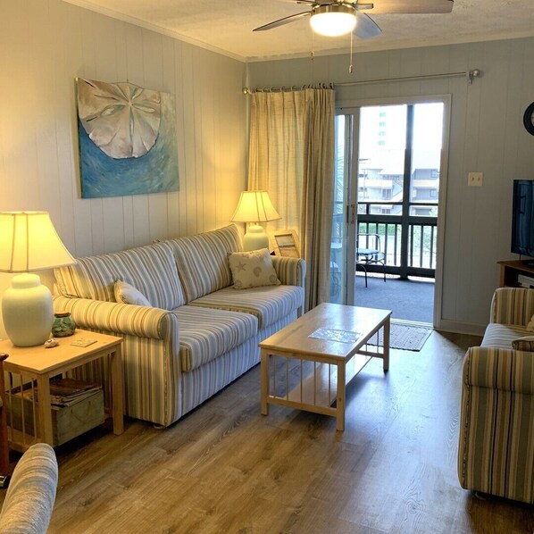 Smart TV - The Mariners Delight - C229 (Myrtle Beach)