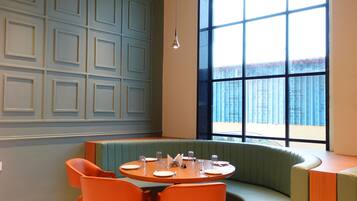 Colazione a base di specialità locali inclusa, servita tutte le mattine