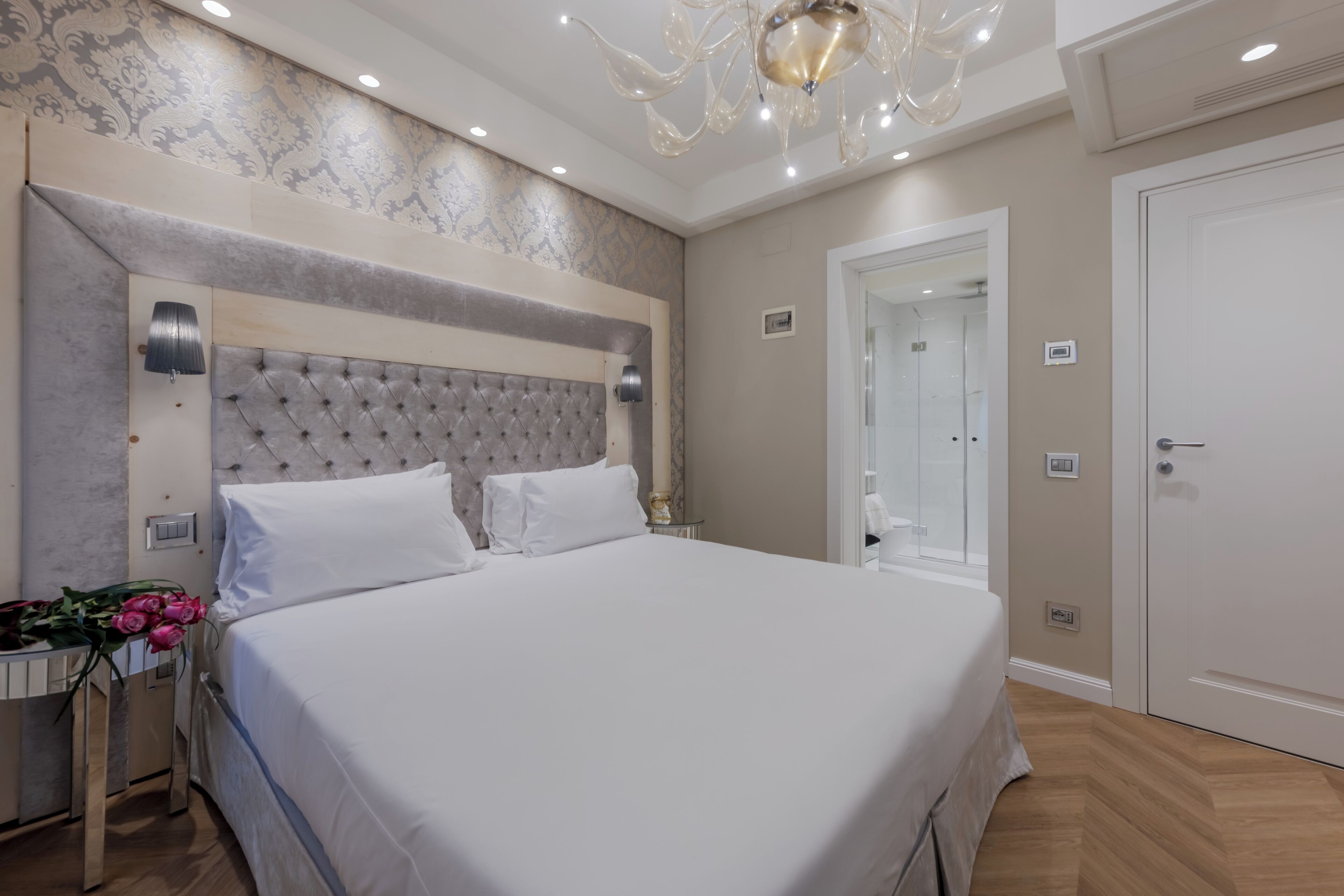 Superior Room | Free minibar, in-room safe, desk, laptop workspace