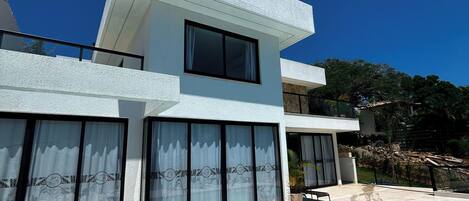 Indoor pool, open 10:00 AM to 9:00 PM, pool umbrellas, sun loungers