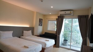 Deluxe Twin Room, City View | WiFi (free) - Matini Premium Hotel (Thanyaburi)