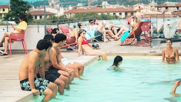 Piscina stagionale all'aperto